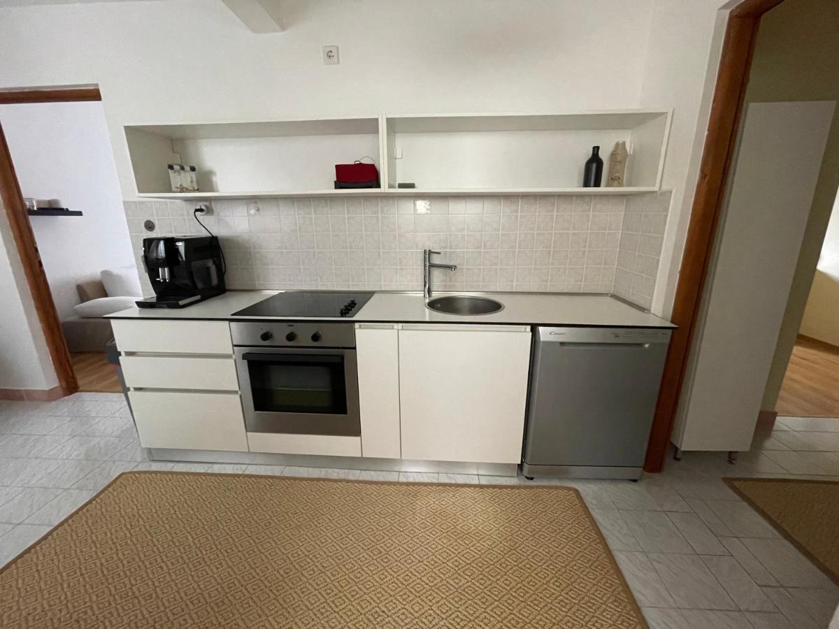 Holiday Home Cesarica Karlobag Ngoại thất bức ảnh